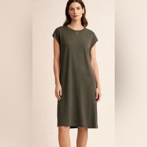 Eileen Fisher Knit Sleeveless Shift Dress Sz M Lagenlook Minimalist Comfort USA